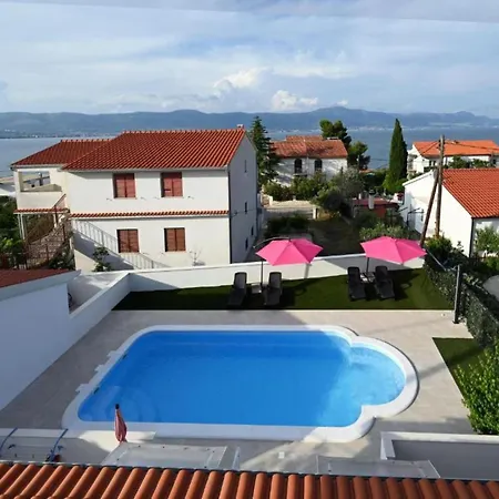 Διαμέρισμα Mihovilovi